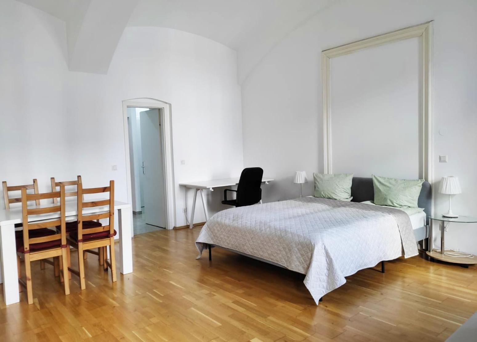 Spacious Austrian Style Close To Center Landstrasse * Wien